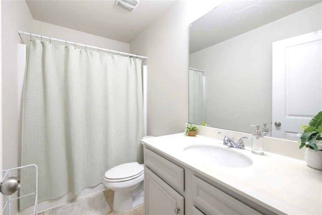 2601 Glenbrook Lane Property Photo 25