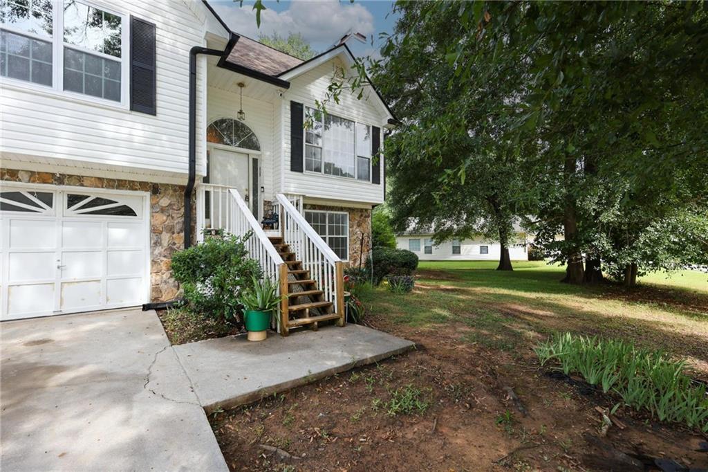 75 Woodland Ridge Circle Property Photo 1