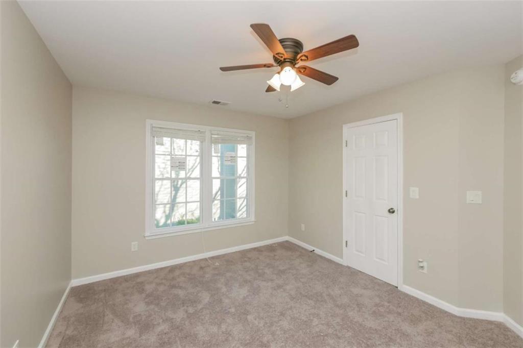 47 Pecan Crescent Property Photo 14