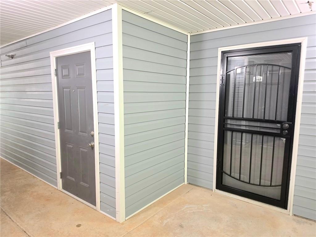 3103 Fairington Village Drive Property Photo 3
