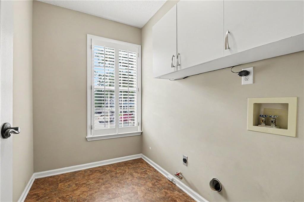 635 Rosedown Way Property Photo 29