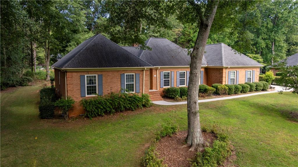 341 Chesterfield Road Property Photo 1