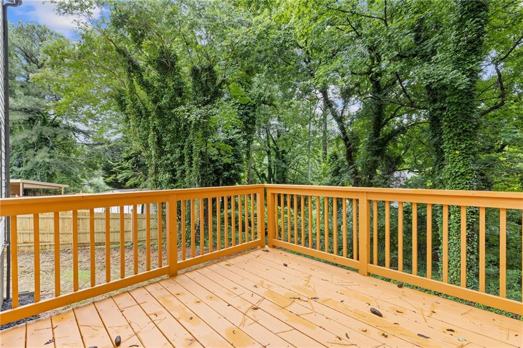 1111 Pin Oak Drive Property Photo 13