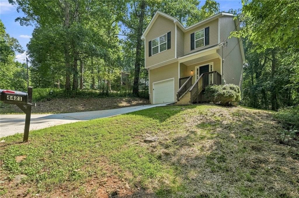4421 Wallace Circle Property Photo 2