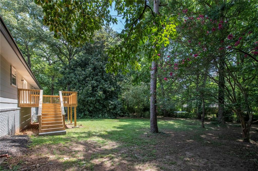 6109 Ridge Way Property Photo 7