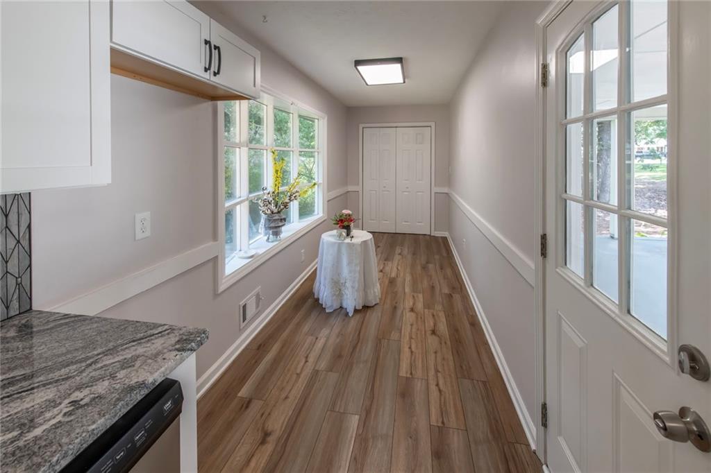 6109 Ridge Way Property Photo 20