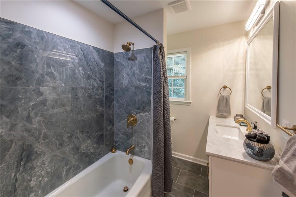 6109 Ridge Way Property Photo 22