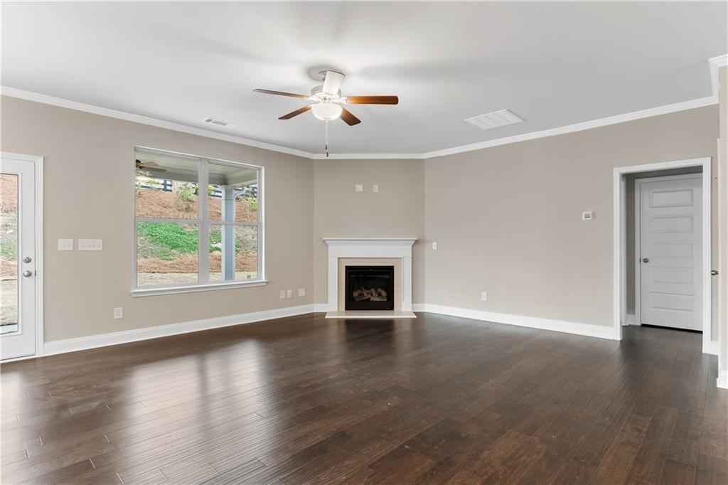 5984 Spring Way Property Photo 4