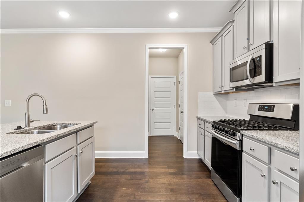 5984 Spring Way Property Photo 12