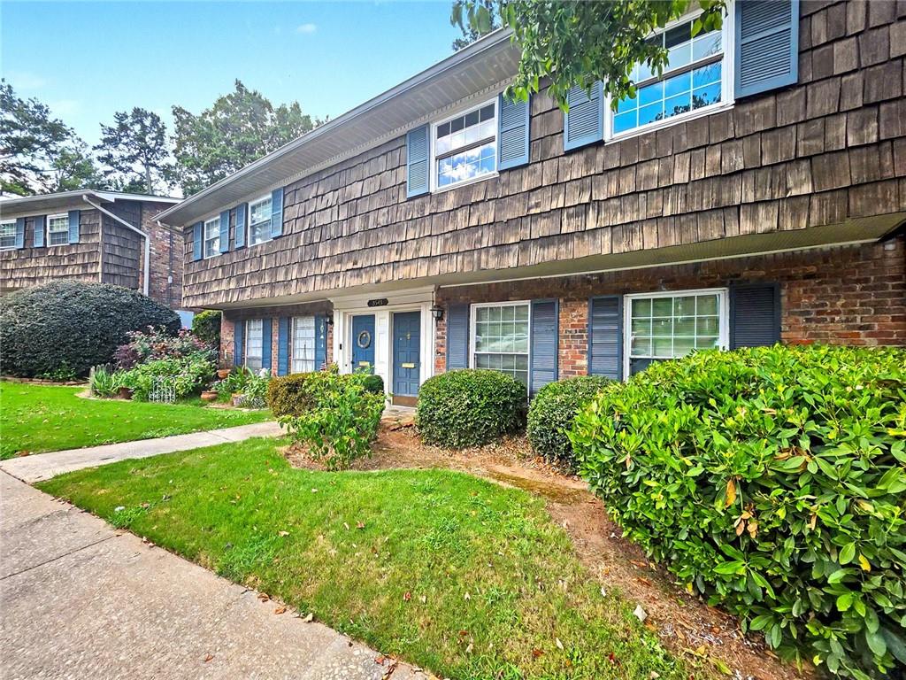 3543 Old Chamblee Tucker Road Unit E Property Photo 4