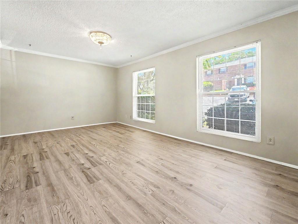 3543 Old Chamblee Tucker Road Unit E Property Photo 7