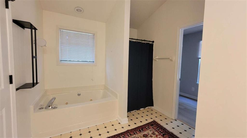 5131 Deer Path Ln Property Photo 17