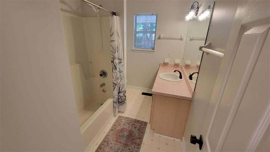 5131 Deer Path Ln Property Photo 26