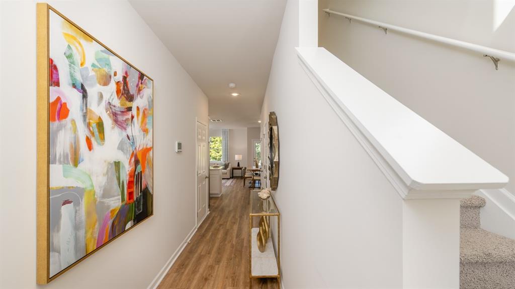 2239 Windward Drive Property Photo 2