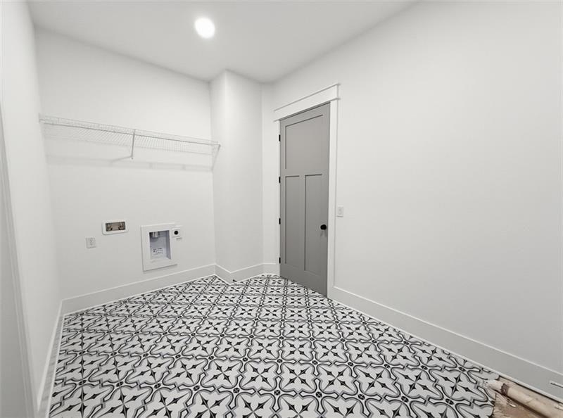 303 Eminence Peak Property Photo 39