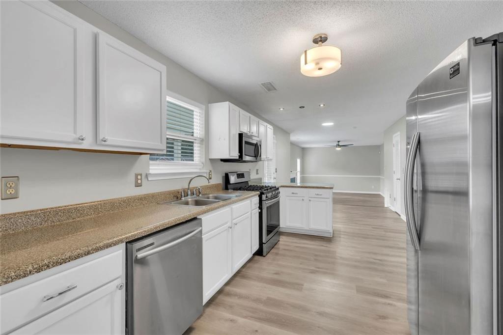 712 Walton Drive Property Photo 10
