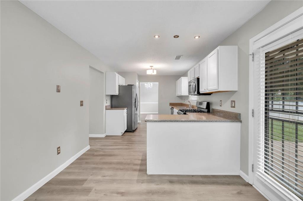 712 Walton Drive Property Photo 12