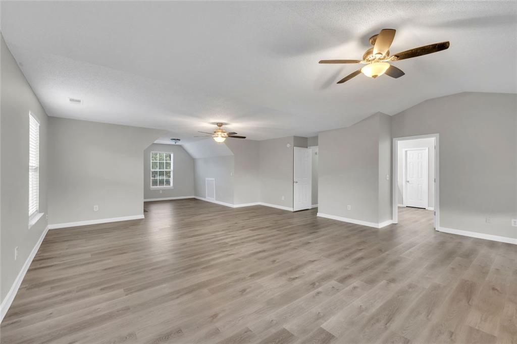 712 Walton Drive Property Photo 17