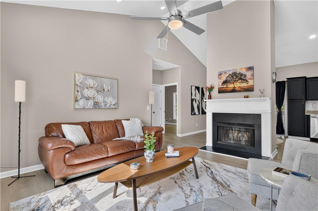 2490 Riverwood Spring Property Photo 4