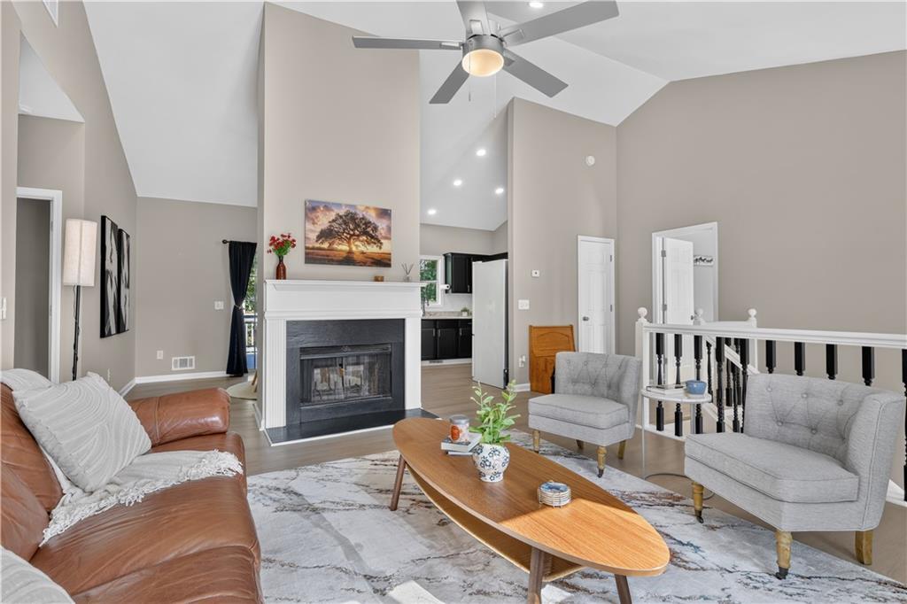 2490 Riverwood Spring Property Photo 6