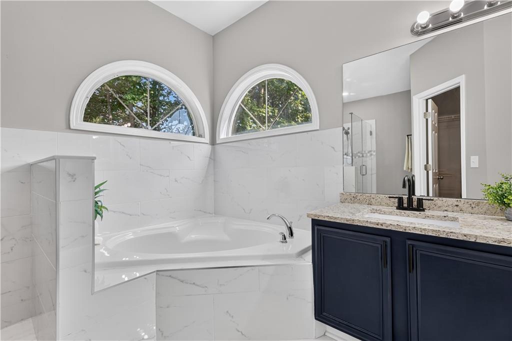 2490 Riverwood Spring Property Photo 16
