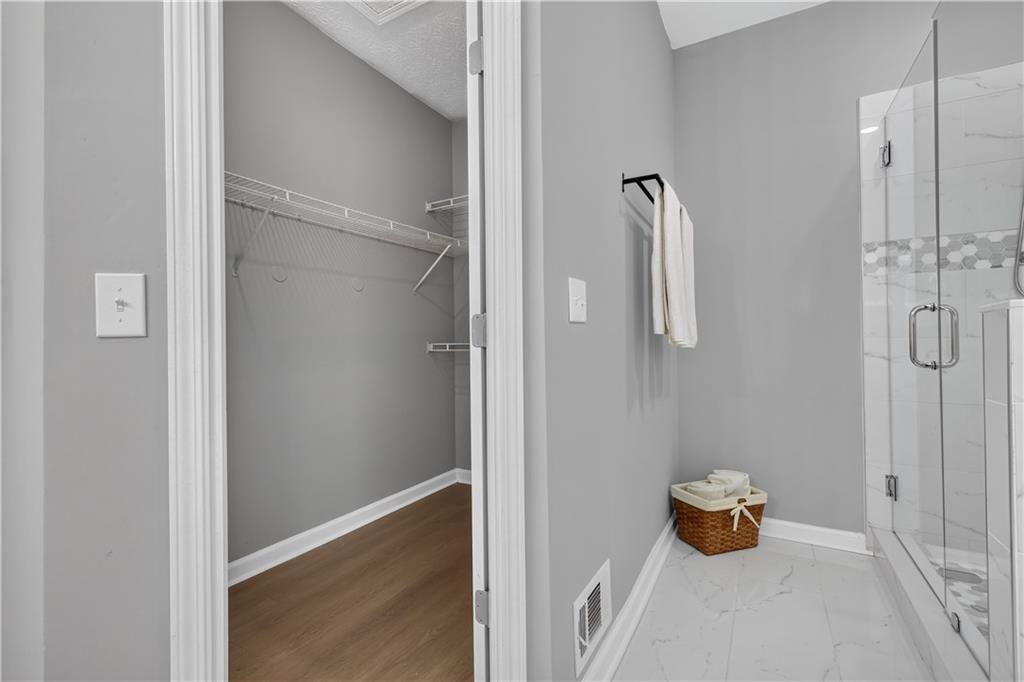 2490 Riverwood Spring Property Photo 18