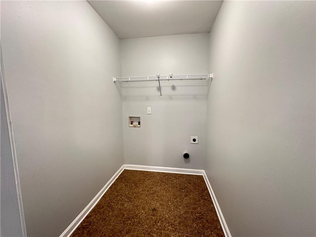 1129 Ida Woods Court Property Photo 15