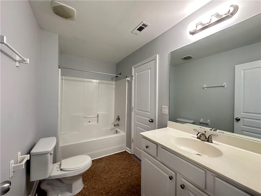 1129 Ida Woods Court Property Photo 24