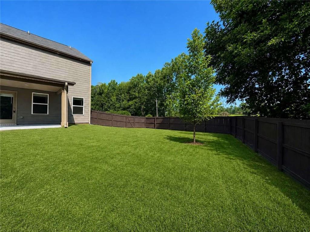403 Limerick Way Property Photo 6