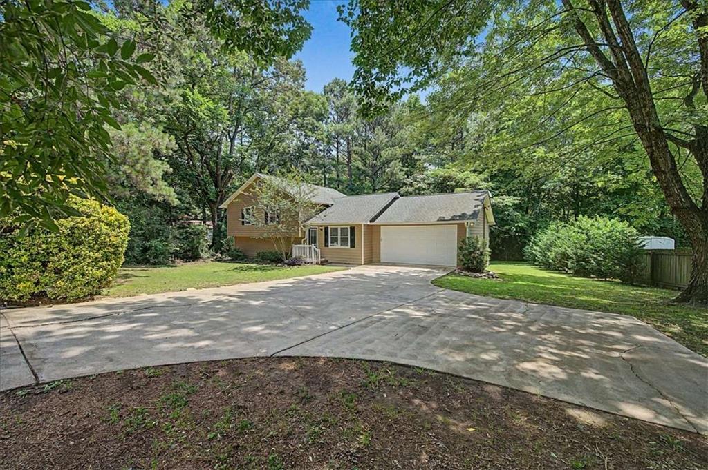 558 Peeples Valley Road Ne Property Photo 1