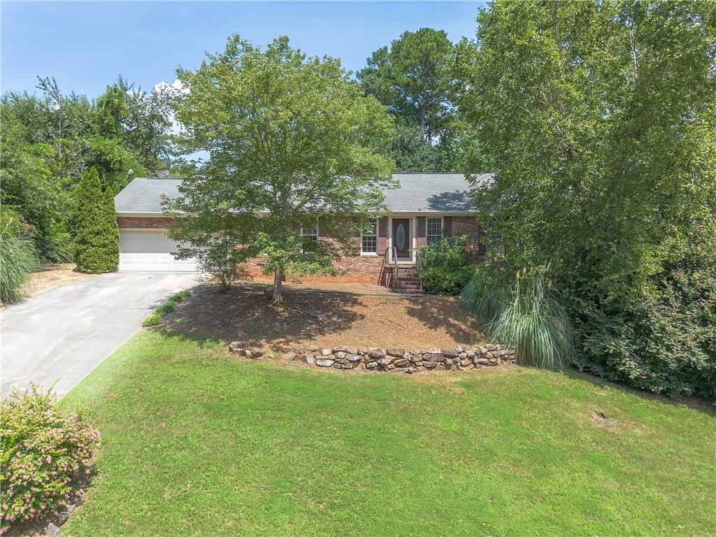 7 Valley Brook Drive Se Property Photo 2