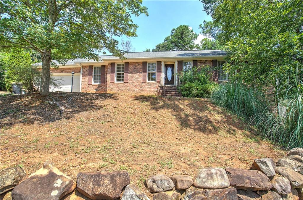7 Valley Brook Drive Se Property Photo 7