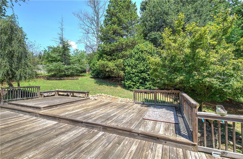7 Valley Brook Drive Se Property Photo 34