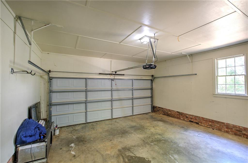 7 Valley Brook Drive Se Property Photo 41