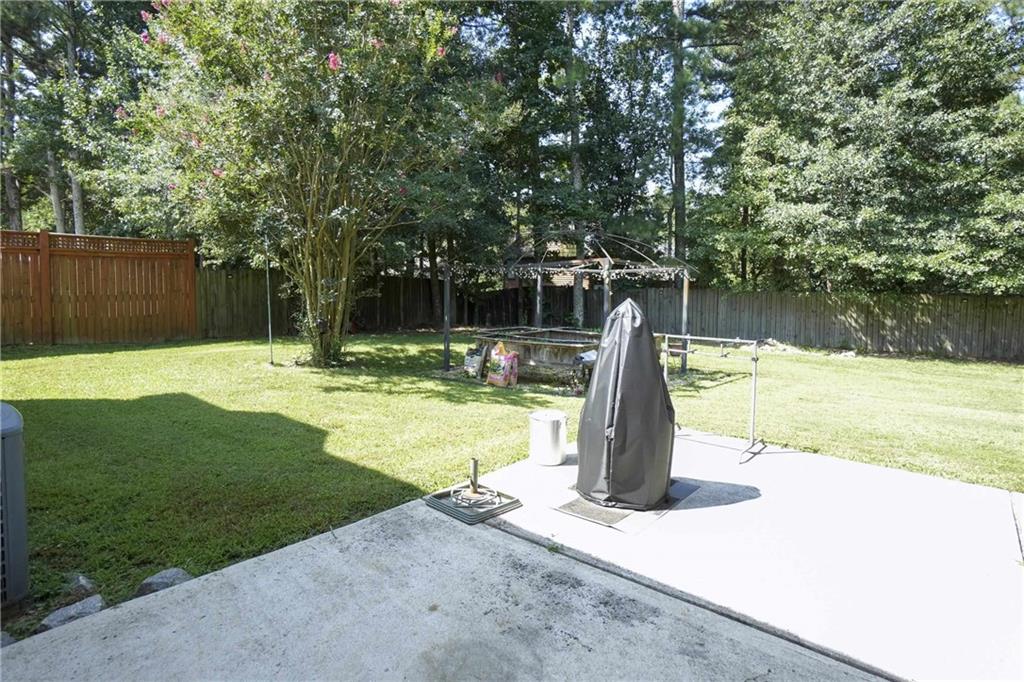 1046 Redan Trace Property Photo 10