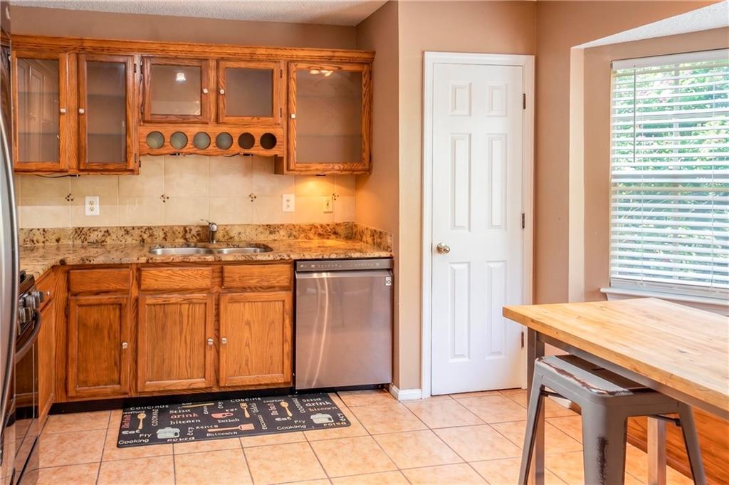 1046 Redan Trace Property Photo 17