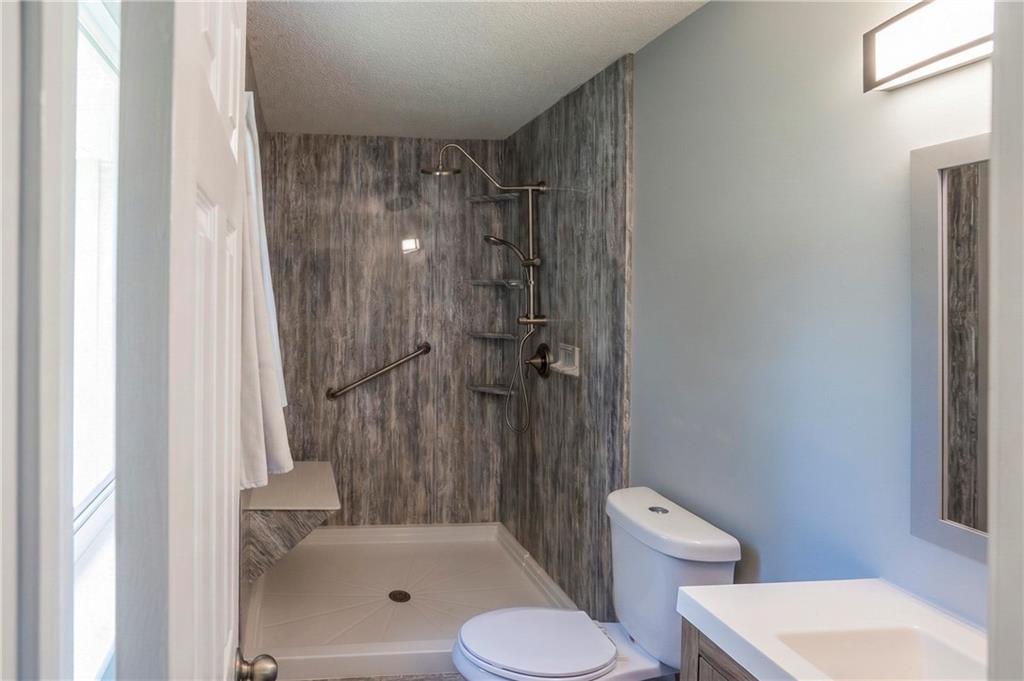 1046 Redan Trace Property Photo 31