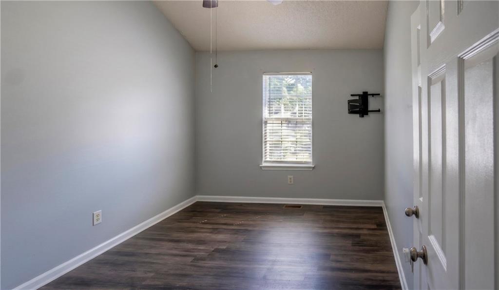 1046 Redan Trace Property Photo 33