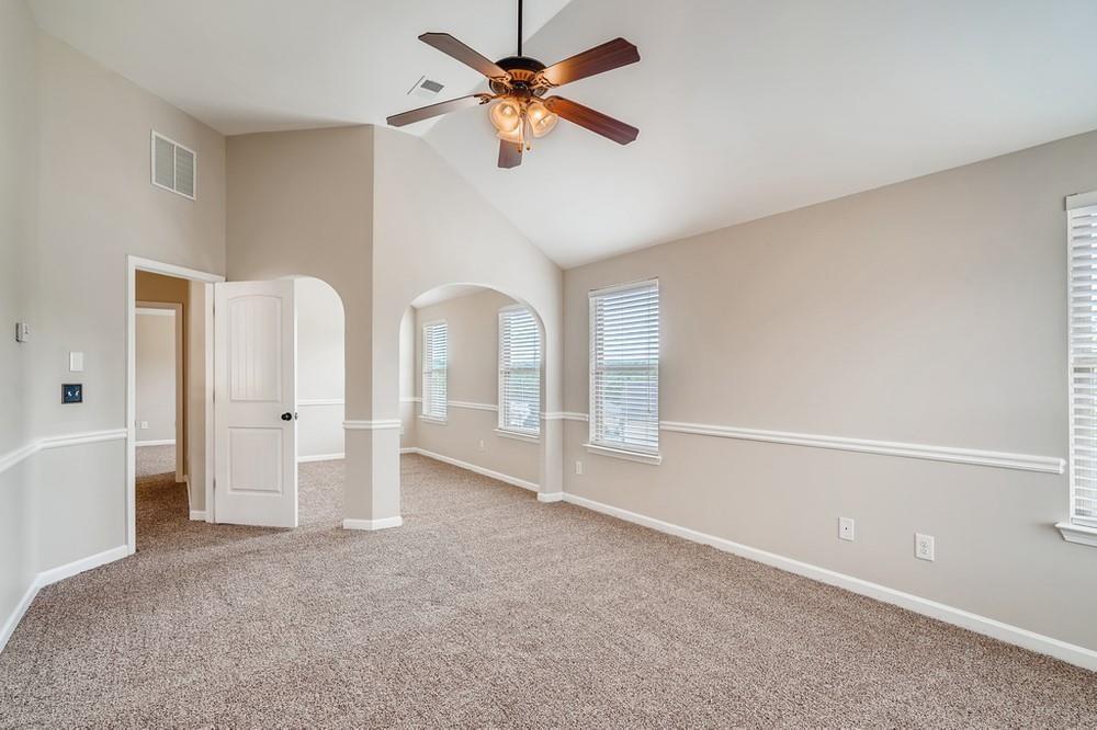 2784 Oakmont Way Property Photo 21