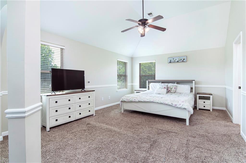 2784 Oakmont Way Property Photo 23