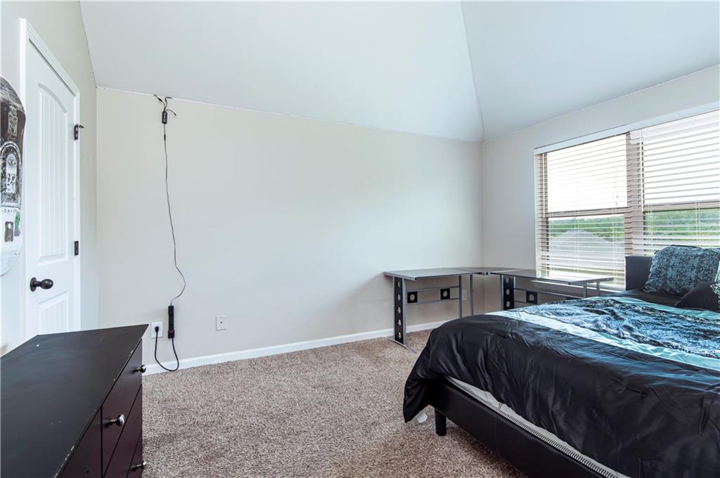 2784 Oakmont Way Property Photo 27