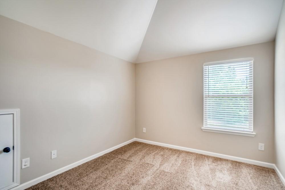 2784 Oakmont Way Property Photo 29