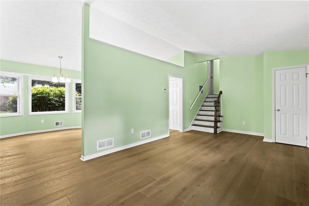 492 Rustic Ridge Circle Property Photo 11