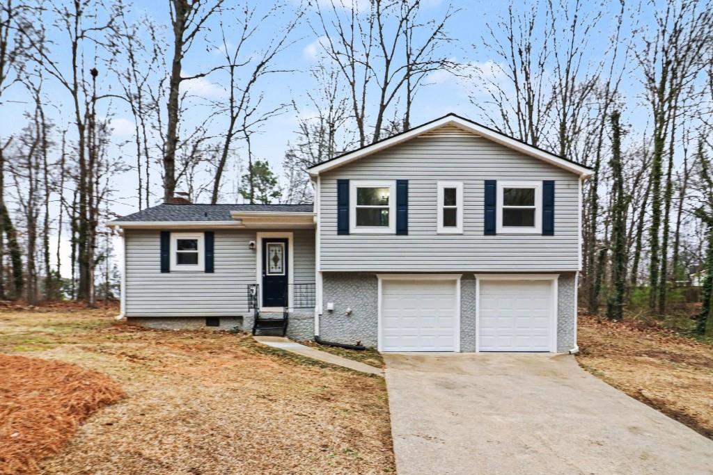 3864 YEAGER Road Property Photo 1
