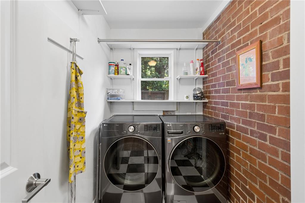 1647 Geary Drive Nw Property Photo 24