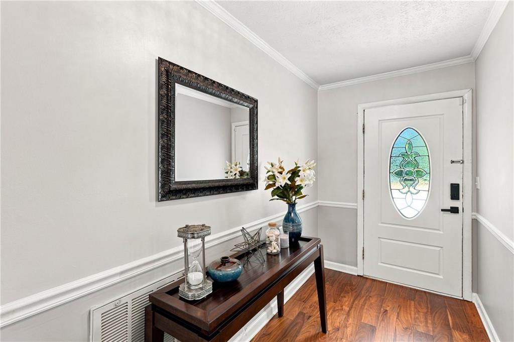 2716 S 16 Highway Property Photo 3