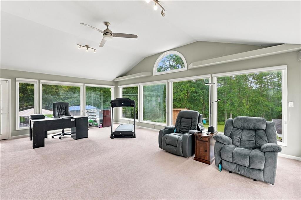 2716 S 16 Highway Property Photo 31