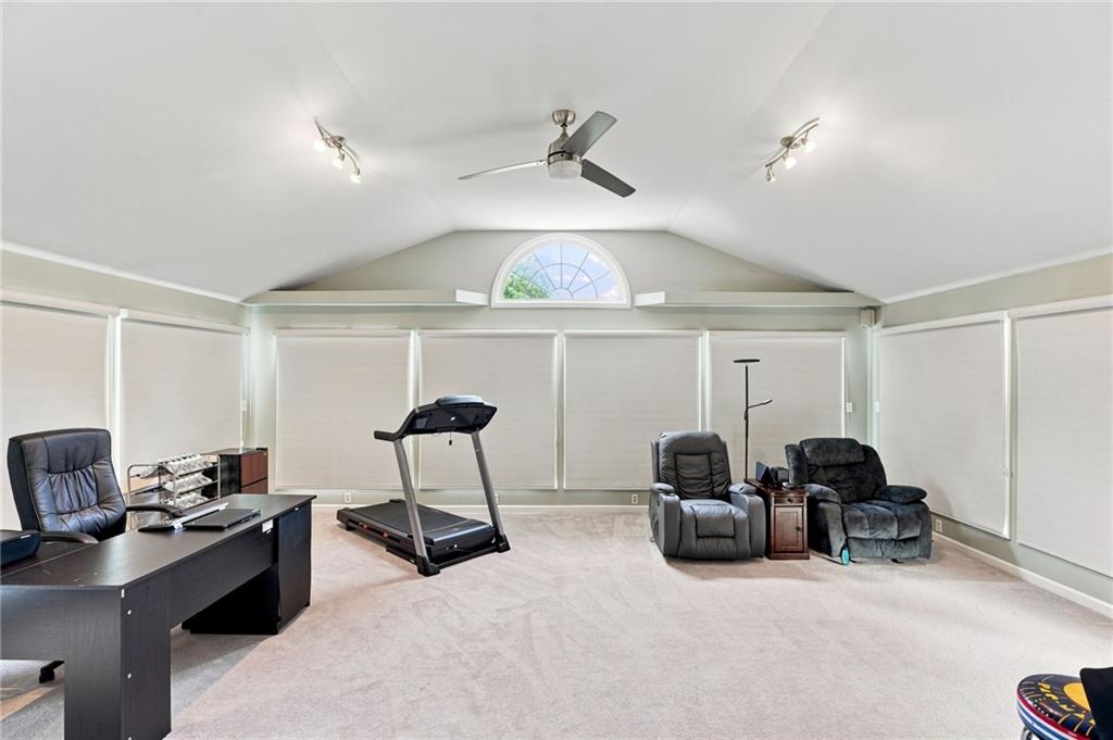 2716 S 16 Highway Property Photo 33