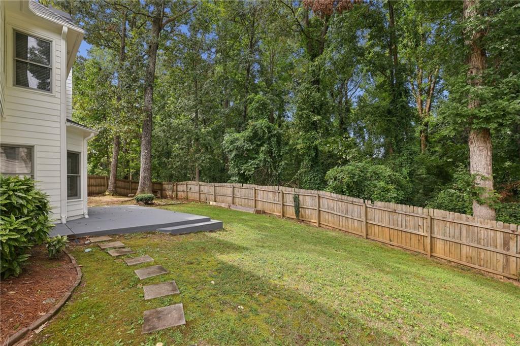 6010 Hampton Bluff Way Property Photo 2