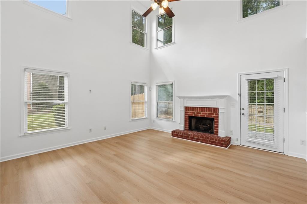 6010 Hampton Bluff Way Property Photo 4